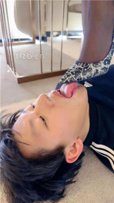 图片[9]-潘妮女王】喂口水/黑丝高跟美腿踩虐