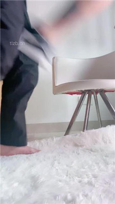 图片[5]-路子】运动鞋全体重踩踏