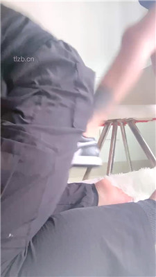 图片[6]-路子】运动鞋全体重踩踏