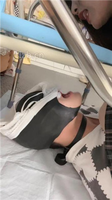 图片[11]-奶萍】强迫舔脏长靴臭脚/人体坐垫