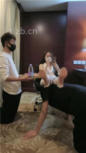 【舞池大人】家奴的物化训练_绳艺库视频下载