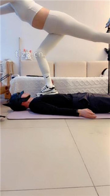 图片[7]-苒溪】瑜伽裤-长靴-运动鞋狂踩狂跺