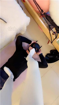 图片[10]-苒溪】瑜伽裤-长靴-运动鞋狂踩狂跺