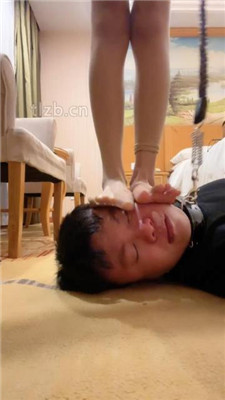 图片[12]-冷爷】模特S-高跟裸足恋足舔