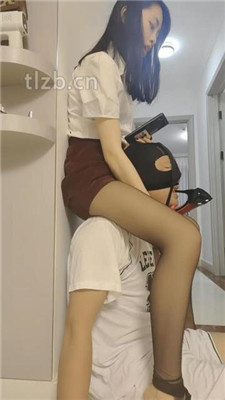 图片[20]-丫丫】高跟黑丝踩踏/挑战插嘴/嘴叼高跟/口水吐脸