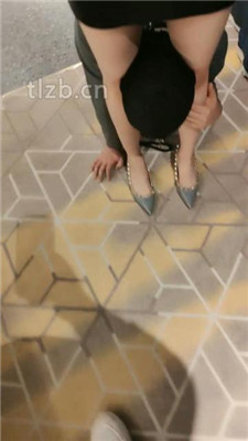 图片[11]-青岛情侣主】情侣主玩虐绿帽大学生上】