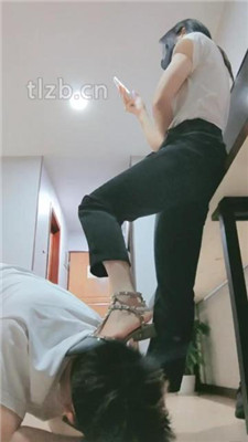 图片[15]-妮蔻】吃原味脚/骑马/铆钉鞋踩虐