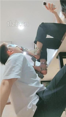 图片[17]-妮蔻】吃原味脚/骑马/铆钉鞋踩虐