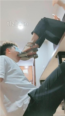 图片[18]-妮蔻】吃原味脚/骑马/铆钉鞋踩虐