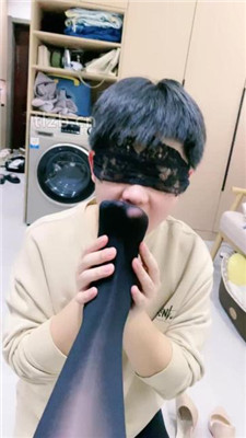 图片[18]-小羊】黑丝美腿插嘴/鞭打踩踏