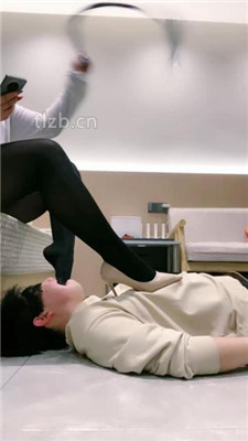 图片[16]-小羊】黑丝美腿插嘴/鞭打踩踏