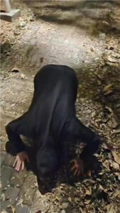 【上头姐妹】户外遇到猥琐男强制吃鞋底_绳艺库视频下载