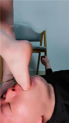 图片[11]-甜心教主】高跟裸足美腿恋足舔