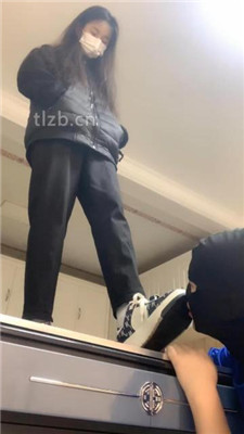 图片[3]-精神小妹】3S素人学生主-踩狗头/舔脏鞋