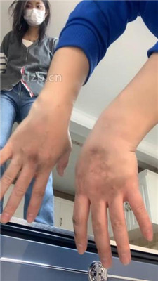 图片[7]-精神小妹】3S素人学生主-踩狗头/舔脏鞋