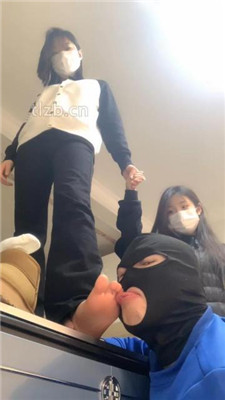 图片[12]-精神小妹】3S素人学生主-踩狗头/舔脏鞋