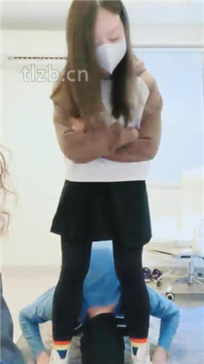 图片[2]-安静大大】亲母女S-骑马骑脖/坐脸窒息/踩踏双视角版】