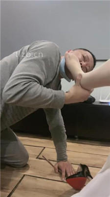 【亿姐】高跟肉丝美腿崇拜【完整版】_绳艺库视频下载