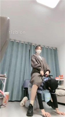 图片[7]-樱子大人】骑马爬行/运动鞋踩踏提档/舔拖鞋