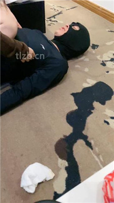 图片[16]-七七】跪舔脏长靴/藤条鞭打/嘴洗白袜/吃烟灰