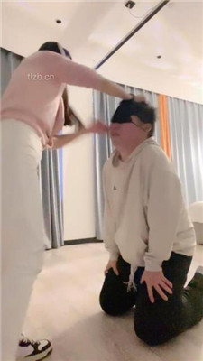 图片[6]-川野尤娜】运动鞋全体重踩踏/叼白袜提档/耳光