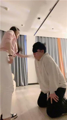 图片[17]-川野尤娜】运动鞋全体重踩踏/叼白袜提档/耳光