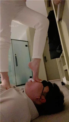 图片[15]-川野尤娜】运动鞋全体重踩踏/叼白袜提档/耳光