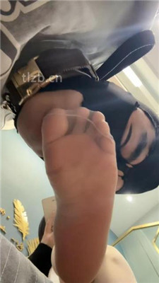 图片[12]-辣姐】高跟肉丝脚脚垫/踩踏喂食/下跪伺候