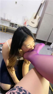 图片[2]-july】母畜-超骚美腿蹂躏踩