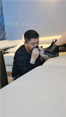 图片[2]-文文文文】KTV开发素人小姐姐-翻车