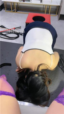 【july】sp/闺蜜对着紫丝袜美腿发骚_绳艺库视频下载