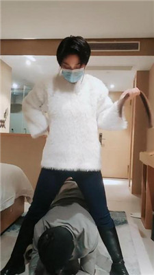 图片[9]-伯爵】吊绑/骑马爬行/裸足恋足舔/鞭打