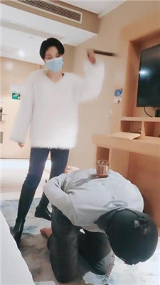 图片[11]-伯爵】吊绑/骑马爬行/裸足恋足舔/鞭打