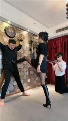 图片[2]-鑫儿教头】刑架吊绑-绝命的惩罚