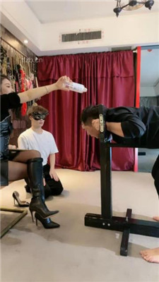 图片[20]-鑫儿教头】刑架吊绑-绝命的惩罚