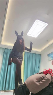 图片[4]-月影儿】兔女郎S-反绑-碾压踩狗头/数据线鞭打/美腿夹头/脚喂食