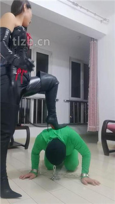 【冷御女王】首次开发刑奴_绳艺库视频下载