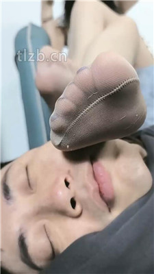 图片[14]-稚主】骑马/肉丝脚踩踏/碾压狗头/人肉脚垫