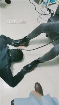 图片[11]-文文文】多S群调-脏鞋踩踏强制舔干净三视角版】