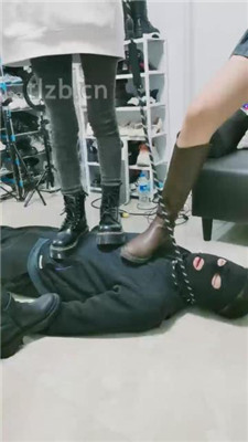 图片[13]-文文文】多S群调-脏鞋踩踏强制舔干净三视角版】