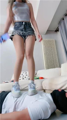 图片[11]-一茶】多双鞋踩踏/深喉/虐乳/腿绞