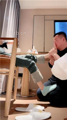 图片[2]-崔崔】原味棉袜裸足恋足狂舔