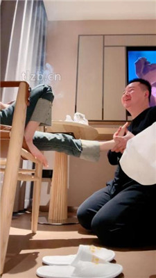 图片[6]-崔崔】原味棉袜裸足恋足狂舔