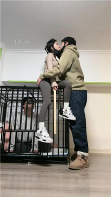 【菜小心】情侣主狗笼圈养虐绿帽/强制吃byt_绳艺库视频下载