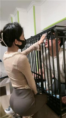 图片[6]-菜小心】情侣主狗笼圈养虐绿帽/强制吃byt