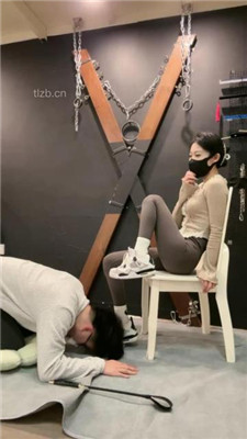 图片[15]-菜小心】情侣主狗笼圈养虐绿帽/强制吃byt