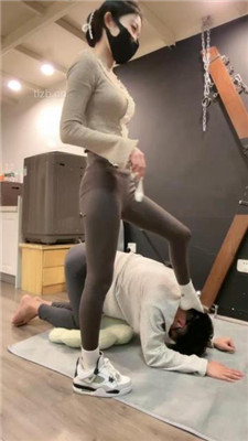 图片[18]-菜小心】情侣主狗笼圈养虐绿帽/强制吃byt