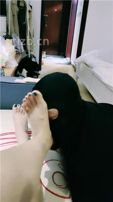 图片[4]-若澜】奶狗裸足恋足舔