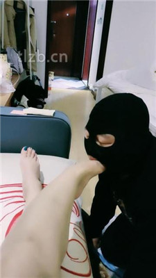 图片[5]-若澜】奶狗裸足恋足舔