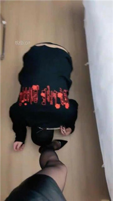 图片[14]-然然情侣S】高跟踩狗爪/骑马/下跪恋足舔